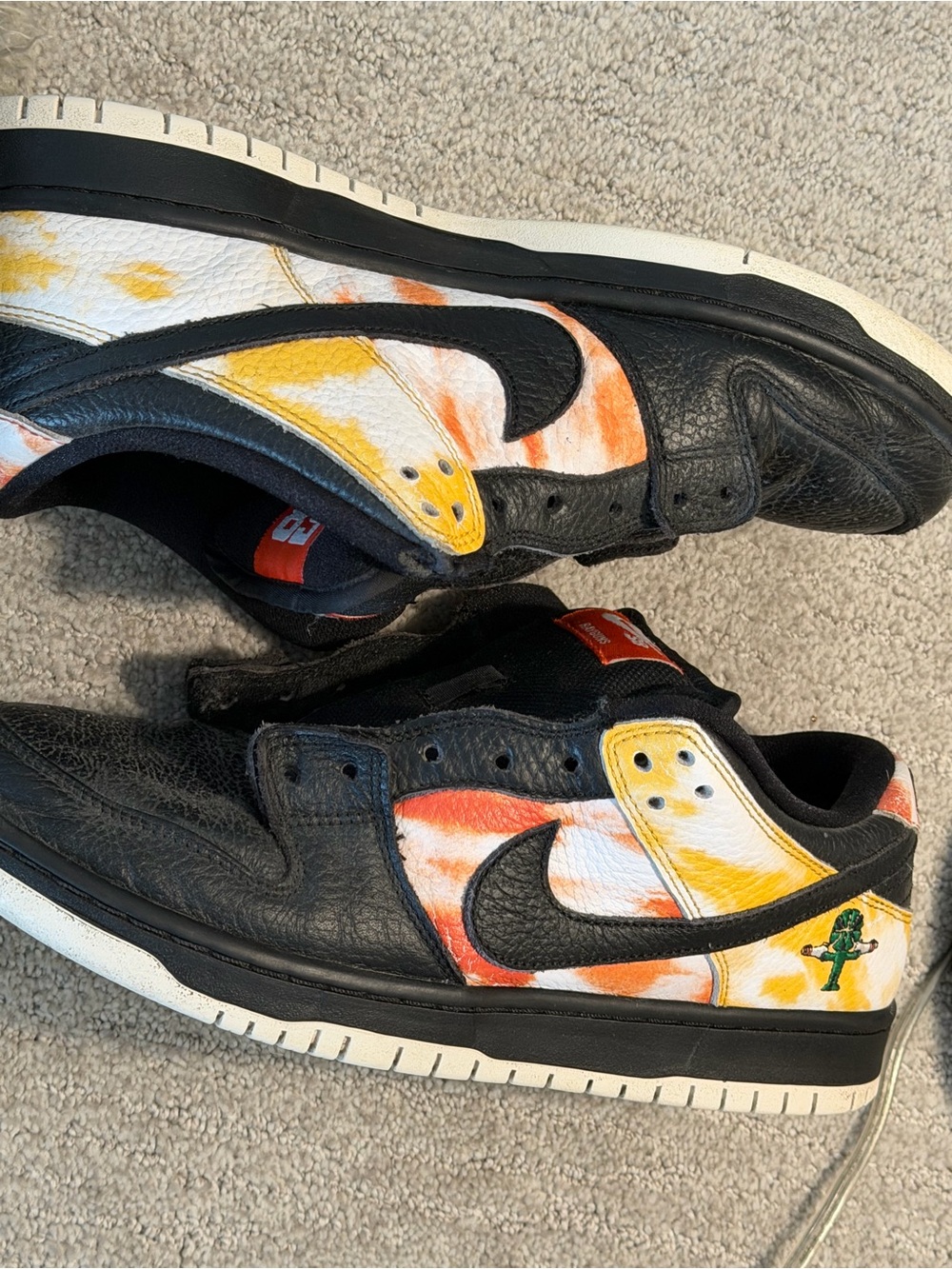 Mens Nike SB Dunk Low Raygun Tie-Dye Black sz US10